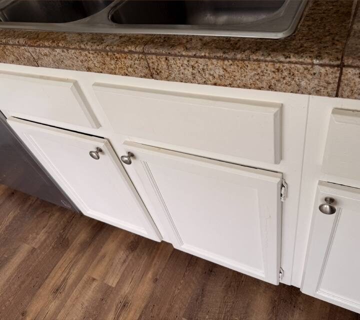 Cabinet fronts after cleaning